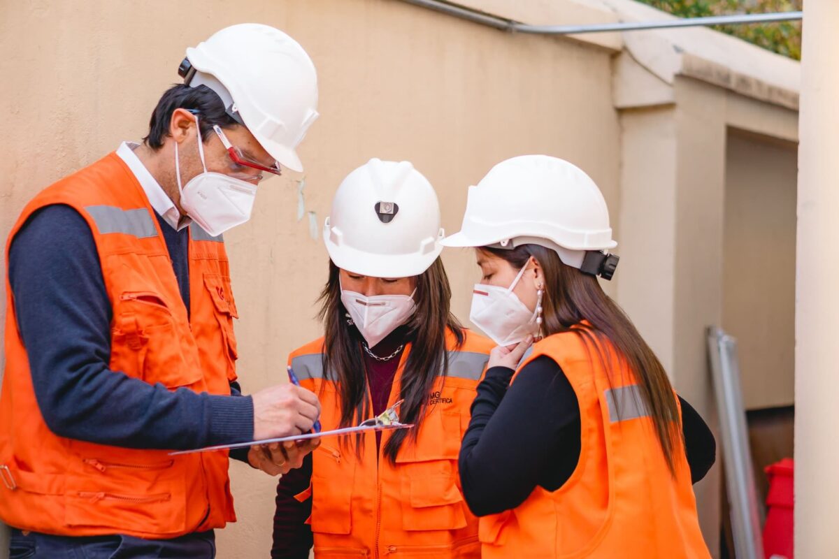 Productividad en Chile: Cómo la seguridad laboral y la capacitación pueden marcar la diferencia