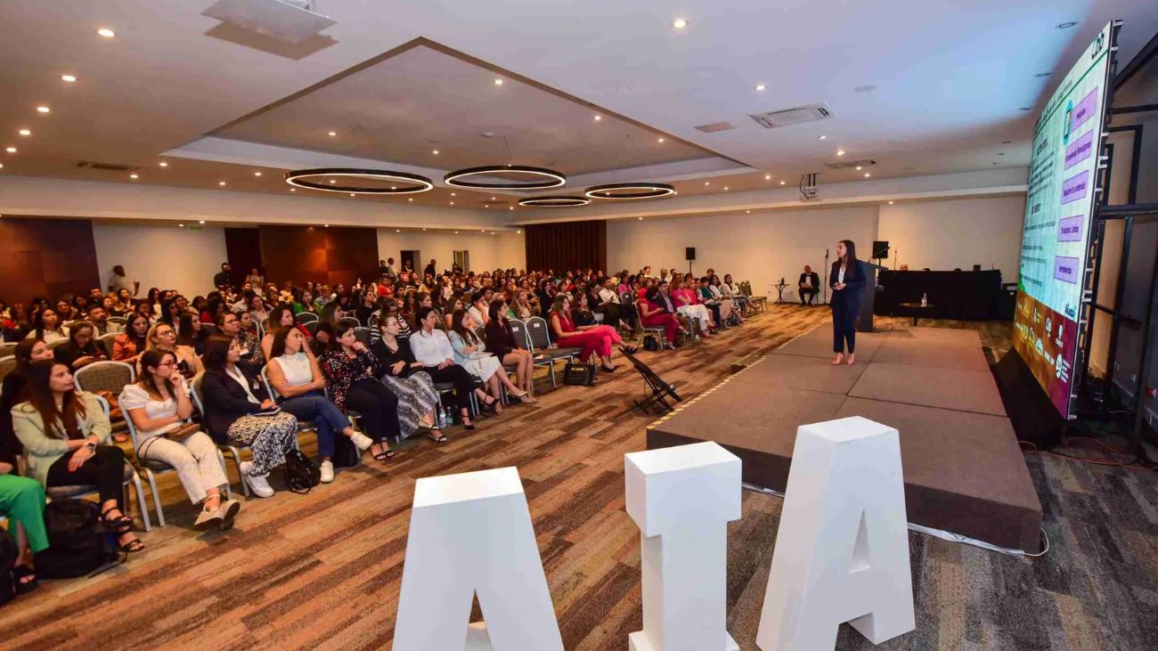 Seminario Mujer & Minería en Antofagasta: Líderes discuten inclusión y sostenibilidad en la industria