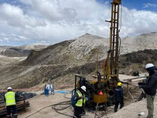 Proyecto Falchani en Perú: Potencial Gigante de Litio con Inversión de $681M Impulsa Economía y Producción Sostenible