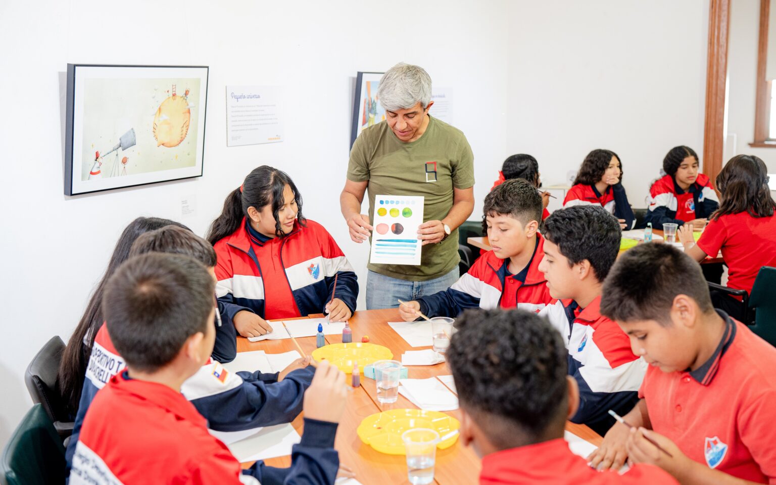 Collahuasi y Centro Cultural Doña Vicenta presentan original propuesta del clásico literario francés “El Principito”