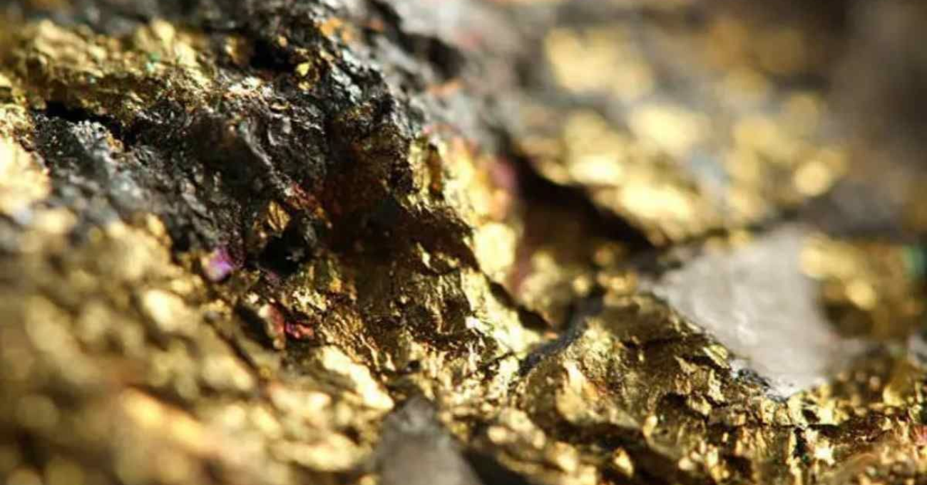 Perú: GoldMining descubre importante mineralización de antimonio y oro