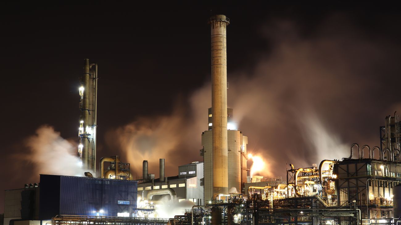 Asiquim anuncia cambios normativos para 2025: Nuevas regulaciones impactarán a importadores de sustancias químicas en Chile